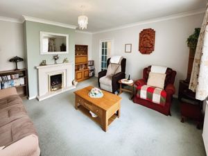 WINDSOR COURT- click for photo gallery